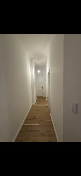 Wohnen mit Charakter: 2-Zimmer-Wohnung am Lausitzer Platz — photo 1